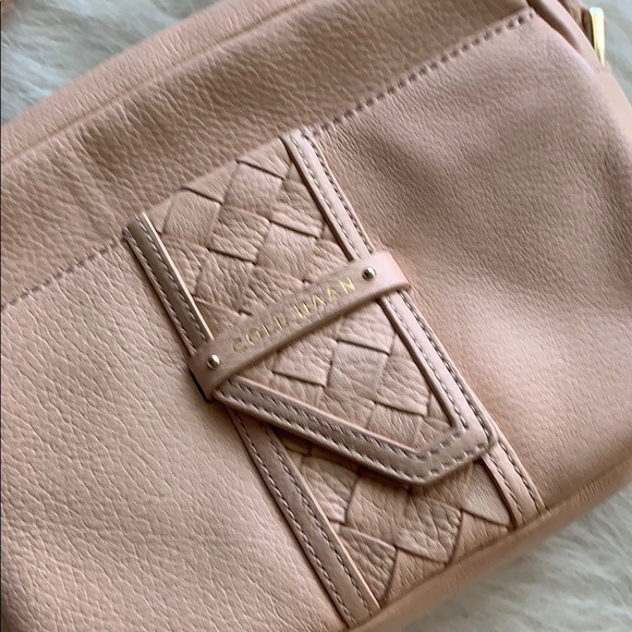 Cole Hann pink pebbled leather mini crossbody bag - Picture 2 of 14